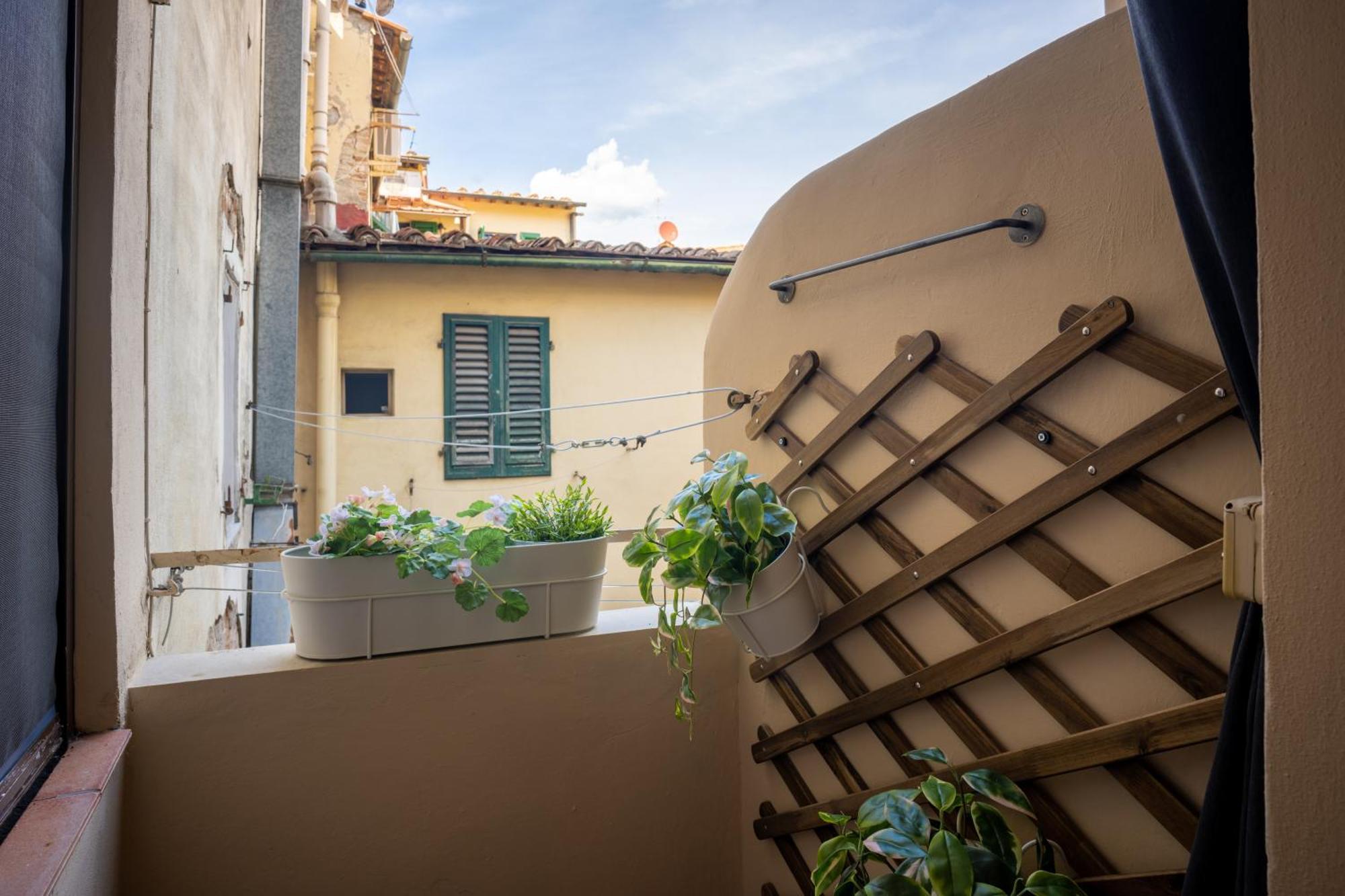 Tipica Cozy House + Parking! * Florencia